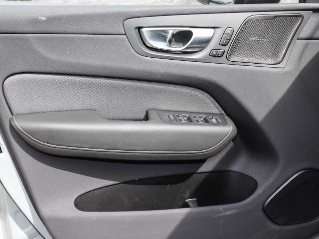 Volvo  Ultimate Dark Recharge Plug-In Hybrid AWD T8 Twin Engine EU6d Allrad HUD StandHZ