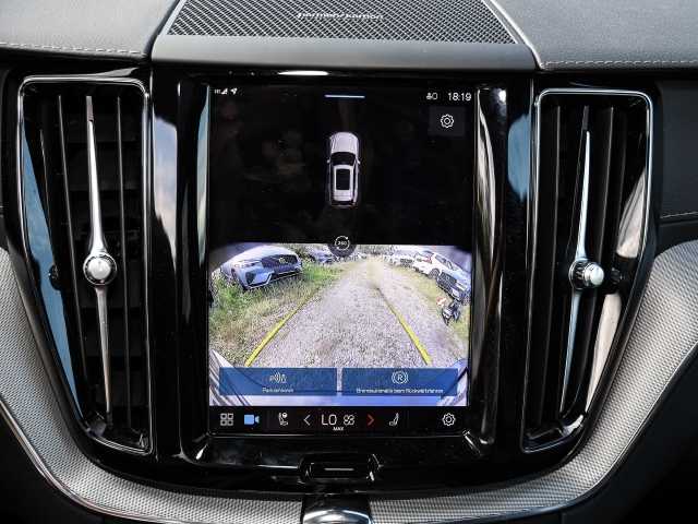Volvo  Ultimate Dark AWD B5 Benzin EU6d Allrad HUD StandHZG Leder digitales Cockpit Mem