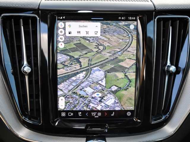 Volvo  Ultimate Dark 2WD B4 Diesel EU6d HUD AD digitales Cockpit Memory Sitze Soundsyst