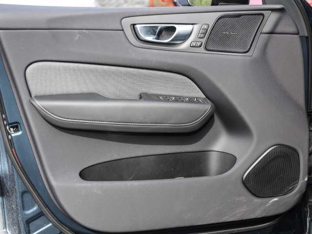 Volvo  Plus Dark Recharge Plug-In Hybrid AWD T6 Twin Engine EU6d Allrad StandHZG digita