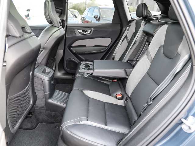 Volvo  Plus Dark Recharge Plug-In Hybrid AWD T6 Twin Engine EU6d Allrad StandHZG digita