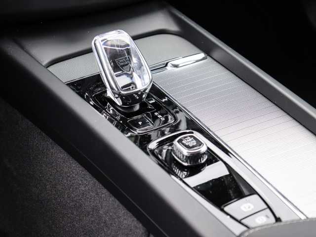 Volvo  Plus Dark Recharge Plug-In Hybrid AWD T6 Twin Engine EU6d Allrad StandHZG digita