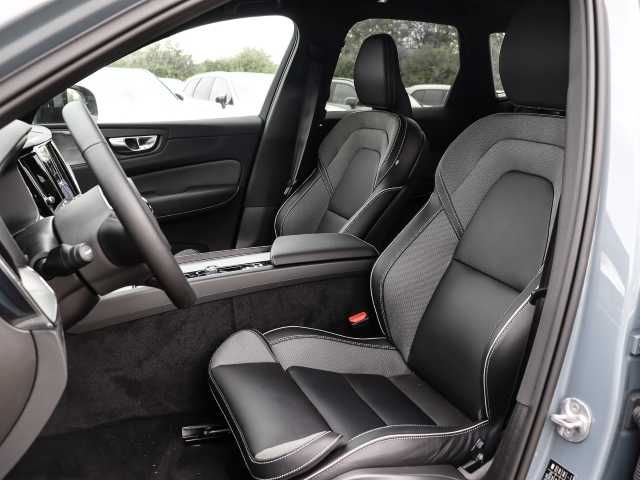 Volvo  Plus Dark Recharge Plug-In Hybrid AWD T6 Twin Engine EU6d Allrad StandHZG digita