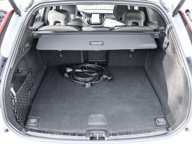 Volvo  Plus Dark Recharge Plug-In Hybrid AWD T6 Twin Engine EU6d Allrad StandHZG digita