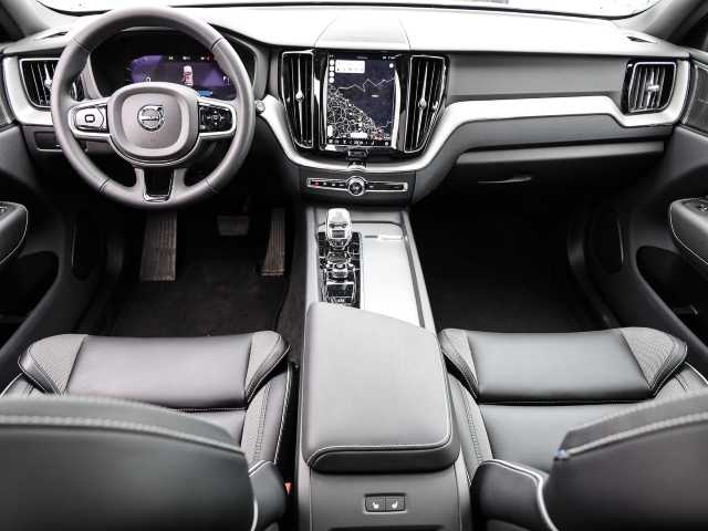 Volvo  Plus Dark Recharge Plug-In Hybrid AWD T8 Twin Engine EU6e Allrad StandHZG digita