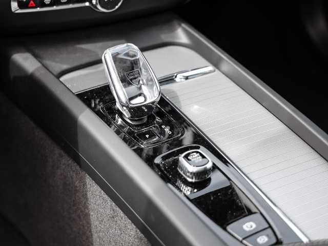 Volvo  Plus Dark Recharge Plug-In Hybrid AWD T6 Twin Engine EU6d Allrad StandHZG digita
