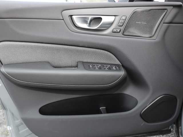 Volvo  Plus Dark Recharge Plug-In Hybrid AWD T6 Twin Engine EU6d Allrad StandHZG digita