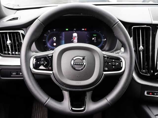 Volvo  Plus Dark Recharge Plug-In Hybrid AWD T8 Twin Engine EU6e Allrad StandHZG digita