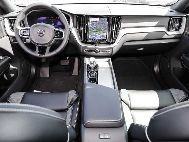 Volvo  Plus Dark Recharge Plug-In Hybrid AWD T8 Twin Engine EU6e Allrad StandHZG digita