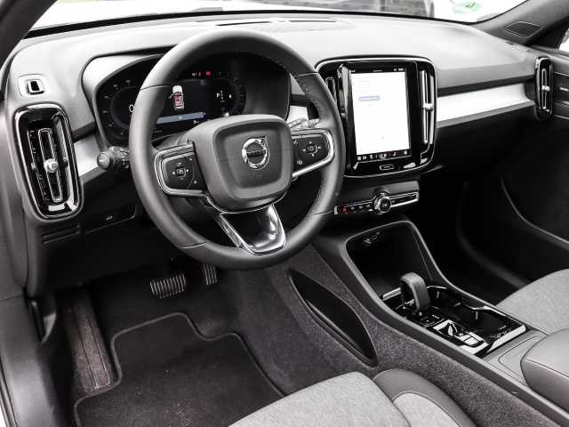 Volvo  Plus Dark 2WD B3 EU6d digitales Cockpit Memory Sitze Soundsystem HarmanKardon LE