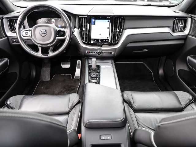 Volvo  R Design AWD B4 Diesel EU6d Allrad StandHZG Navi digitales Cockpit Memory Sitze