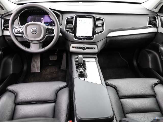 Volvo  Plus Bright AWD B5 Diesel EU6d 7-Sitzer Allrad StandHZG AHK digitales Cockpit Me