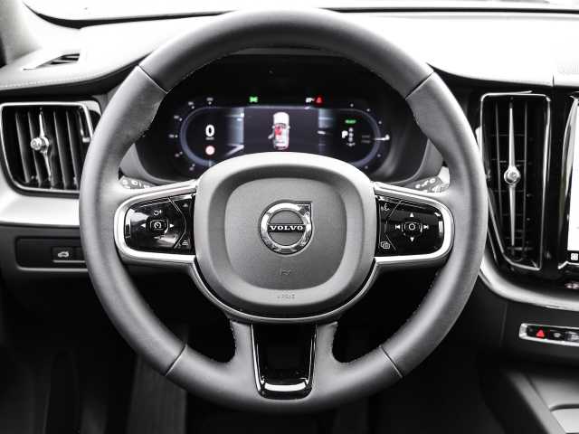 Volvo  Ultimate Dark Recharge Plug-In Hybrid AWD T8 Twin Engine EU6d Allrad HUD StandHZ