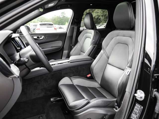 Volvo  Ultimate Dark Recharge Plug-In Hybrid AWD T8 Twin Engine EU6d Allrad HUD StandHZ