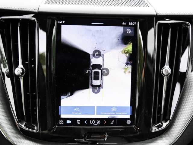 Volvo  Ultimate Dark Recharge Plug-In Hybrid AWD T8 Twin Engine EU6d Allrad HUD StandHZ