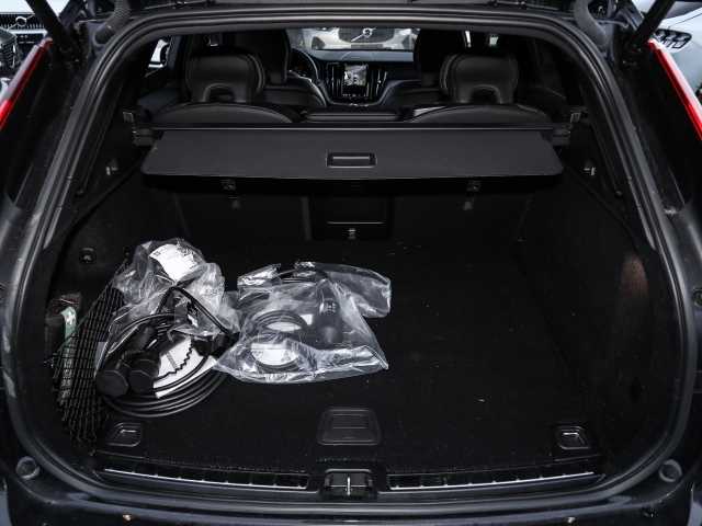 Volvo  Plus Dark Recharge Plug-In Hybrid AWD T8 Twin Engine EU6d Allrad StandHZG digita