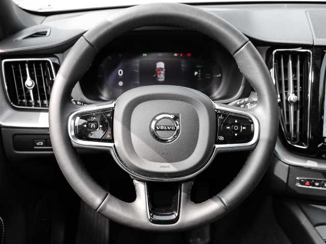 Volvo  Ultimate Dark Recharge Plug-In Hybrid AWD T8 Twin Engine EU6d Allrad HUD StandHZ
