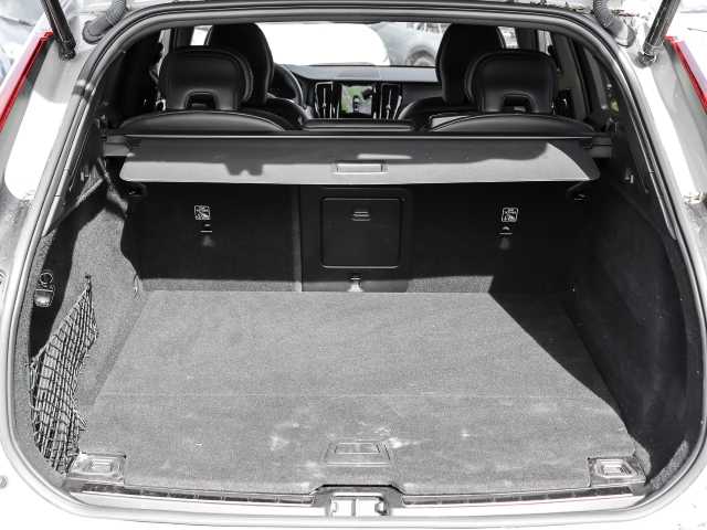Volvo  Ultimate Dark Recharge Plug-In Hybrid AWD T8 Twin Engine EU6d Allrad HUD StandHZ