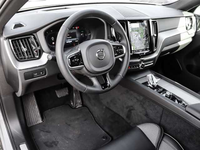 Volvo  Ultimate Dark Recharge Plug-In Hybrid AWD T8 Twin Engine EU6d Allrad HUD StandHZ