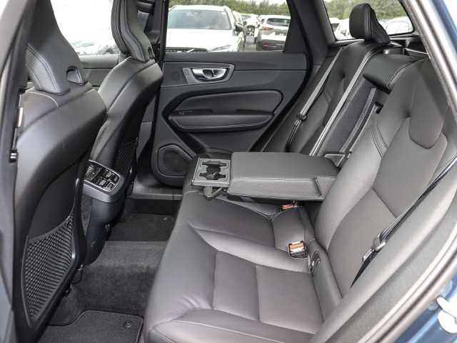 Volvo  Ultimate Dark AWD B4 Diesel EU6d Allrad HUD AD StandHZG digitales Cockpit Memory