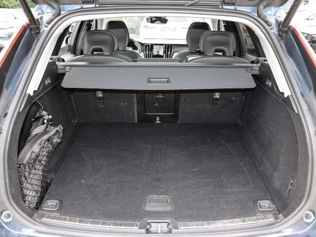 Volvo  Ultimate Dark AWD B4 Diesel EU6d Allrad HUD AD StandHZG digitales Cockpit Memory