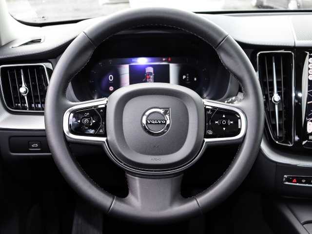 Volvo  Ultimate Dark AWD B4 Diesel EU6d Allrad HUD AD StandHZG digitales Cockpit Memory