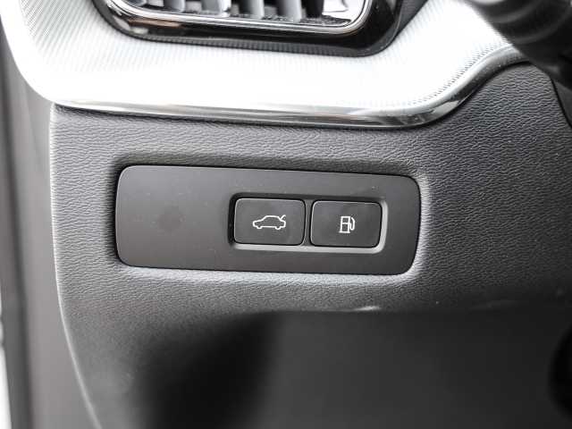 Volvo  Plus Dark Recharge Plug-In Hybrid AWD T6 Twin Engine EU6d Allrad StandHZG digita