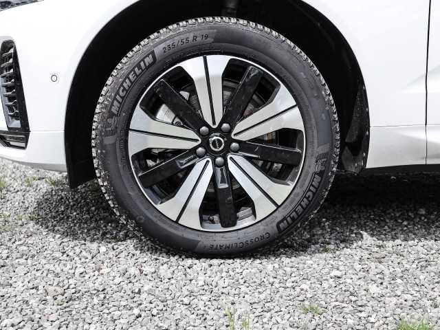 Volvo  Plus Dark Recharge Plug-In Hybrid AWD T6 Twin Engine EU6d Allrad StandHZG digita