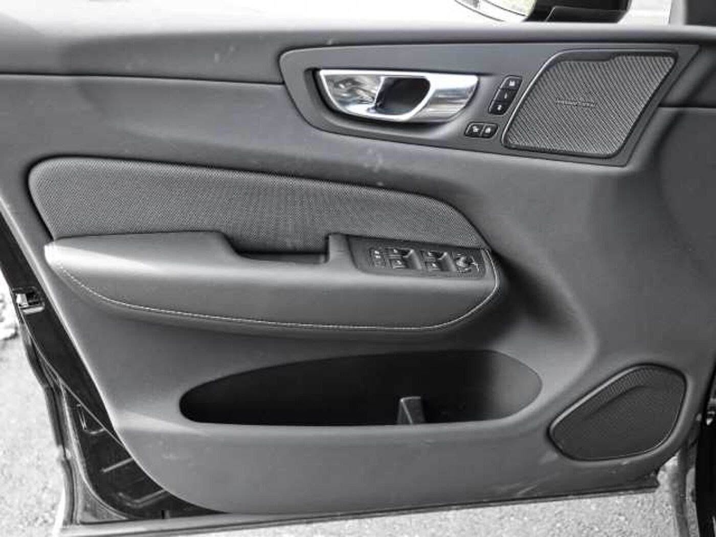 Volvo  Plus Dark Recharge Plug-In Hybrid AWD T6 Twin Engine EU6d Allrad StandHZG digita
