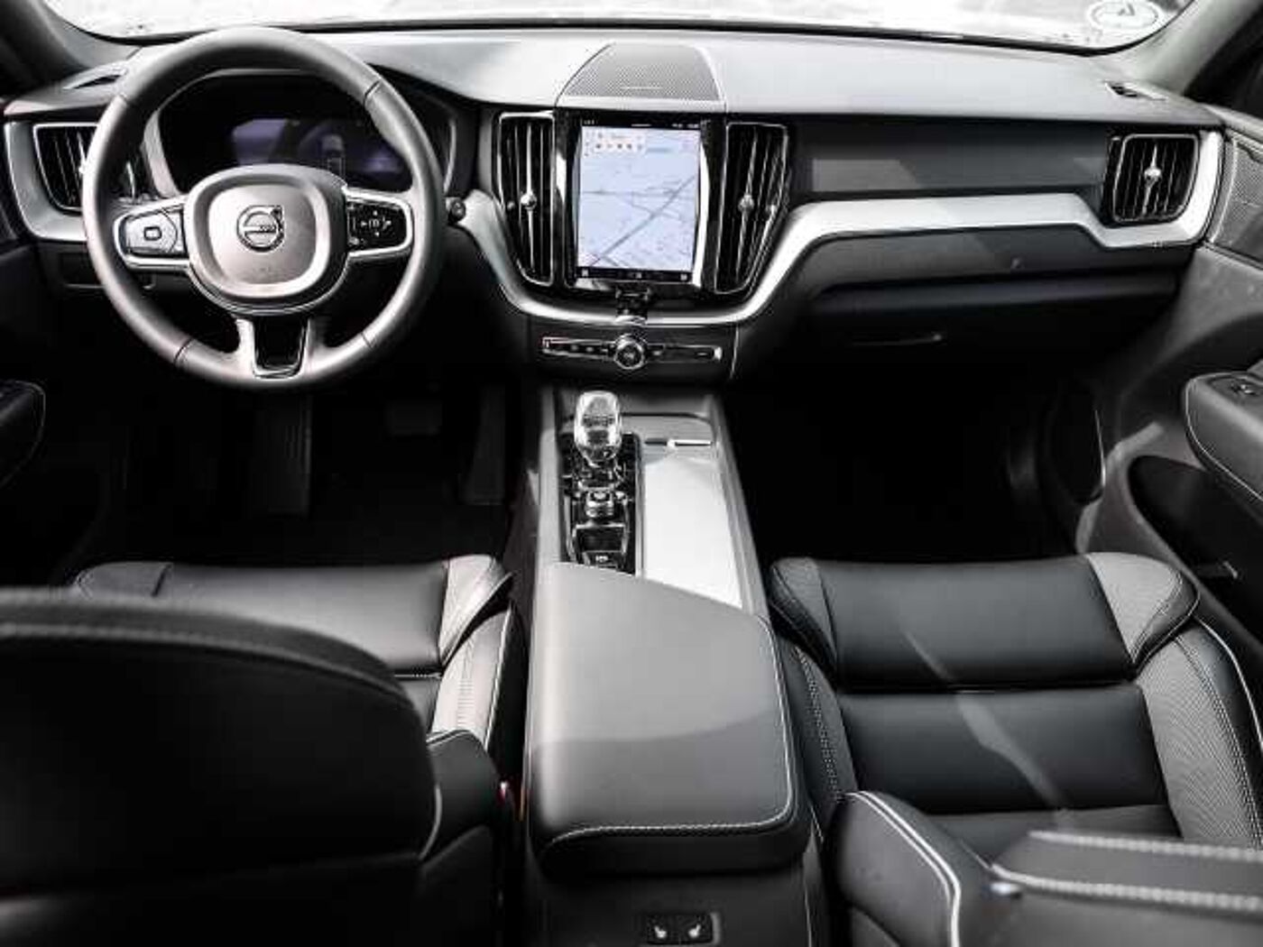 Volvo  Plus Dark Recharge Plug-In Hybrid AWD T6 Twin Engine EU6d Allrad StandHZG digita
