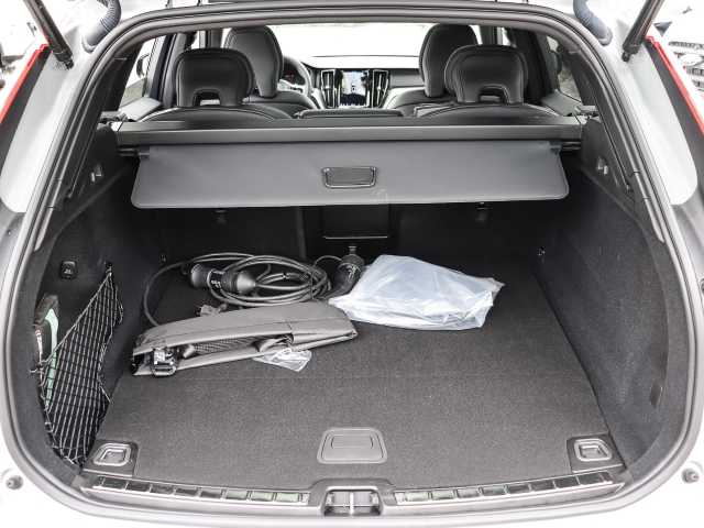 Volvo  Plus Dark Recharge Plug-In Hybrid AWD T6 Twin Engine EU6d Allrad StandHZG digita