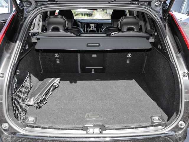 Volvo  Plus Dark Recharge Plug-In Hybrid AWD T8 Twin Engine EU6d Allrad StandHZG digita