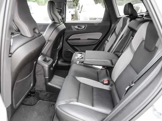 Volvo  Plus Dark Recharge Plug-In Hybrid AWD T6 Twin Engine EU6d Allrad StandHZG digita
