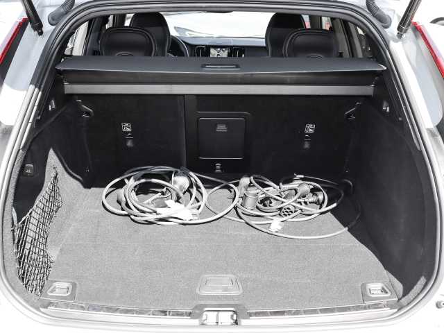 Volvo  Plus Dark Recharge Plug-In Hybrid AWD T6 Twin Engine EU6d Allrad StandHZG digita
