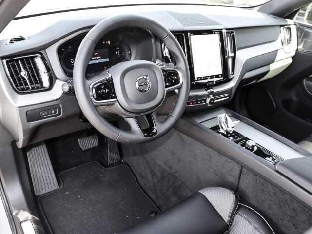 Volvo  Plus Dark Recharge Plug-In Hybrid AWD T8 Twin Engine EU6d Allrad StandHZG digita