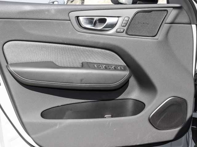 Volvo  Plus Dark Recharge Plug-In Hybrid AWD T8 Twin Engine EU6d Allrad StandHZG digita