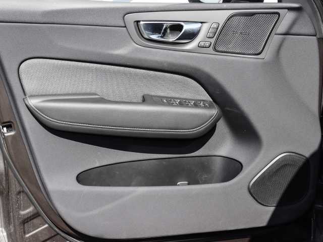 Volvo  Plus Dark Recharge Plug-In Hybrid AWD T8 Twin Engine EU6d Allrad StandHZG digita