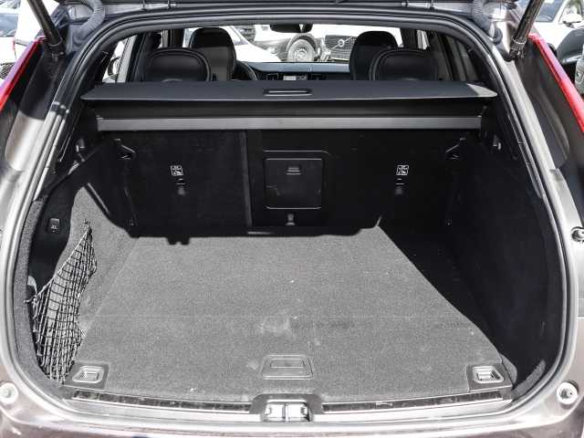 Volvo  Plus Dark Recharge Plug-In Hybrid AWD T8 Twin Engine EU6d Allrad StandHZG digita