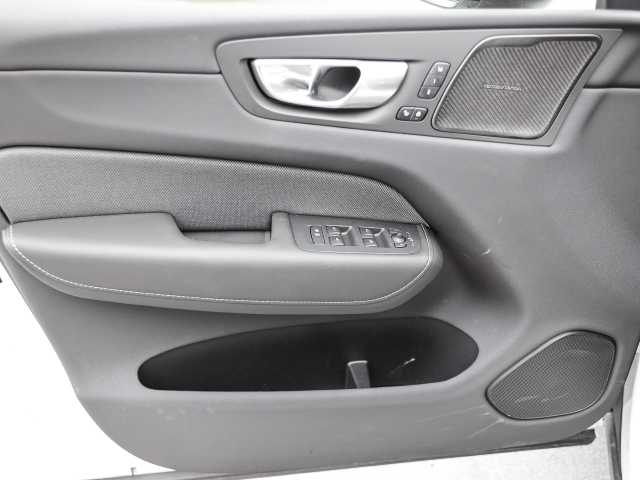Volvo  Plus Dark Recharge Plug-In Hybrid AWD T6 Twin Engine EU6d Allrad StandHZG digita