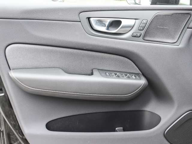 Volvo  Plus Dark Recharge Plug-In Hybrid AWD T6 Twin Engine EU6d Allrad StandHZG digita