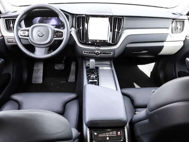 Volvo  Ultimate Dark 2WD B4 Diesel EU6d HUD AD digitales Cockpit Memory Sitze Soundsyst