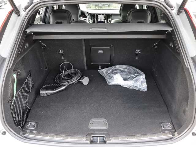 Volvo  R Design Plus Dark Recharge Plug-In Hybrid AWD T6 Twin Engine EU6d Allrad StandH