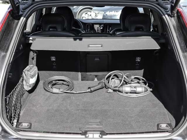 Volvo  Plus Dark Recharge Plug-In Hybrid AWD T6 Twin Engine EU6d Allrad StandHZG digita