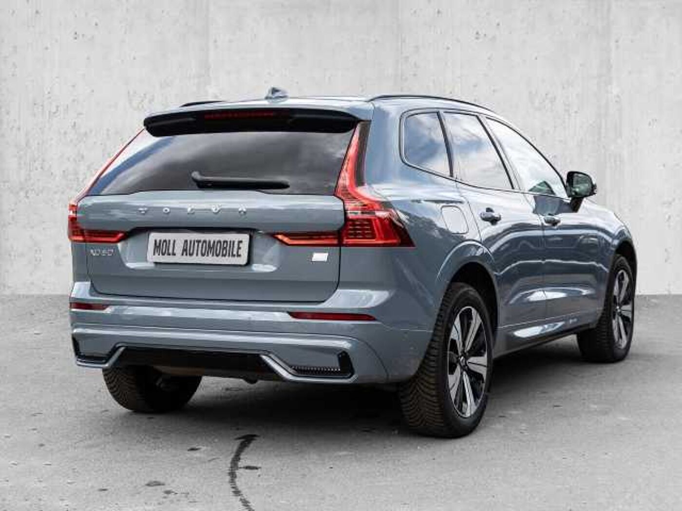 Volvo  Plus Dark Recharge Plug-In Hybrid AWD T6 Twin Engine EU6d Allrad StandHZG digita