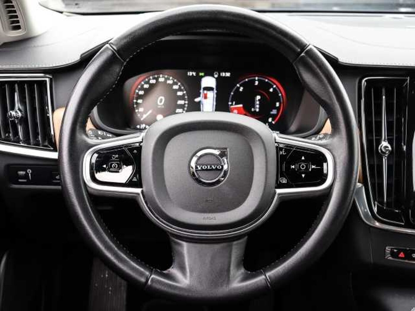 Volvo  Kombi Inscription AWD D5 DPF EU6d-T Navi Leder digitales Cockpit Memory Sitze So