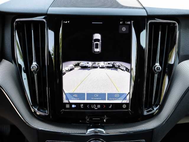 Volvo  Plus Dark 2WD B4 Benzin EU6d StandHZG Leder digitales Cockpit Memory Sitze Sound