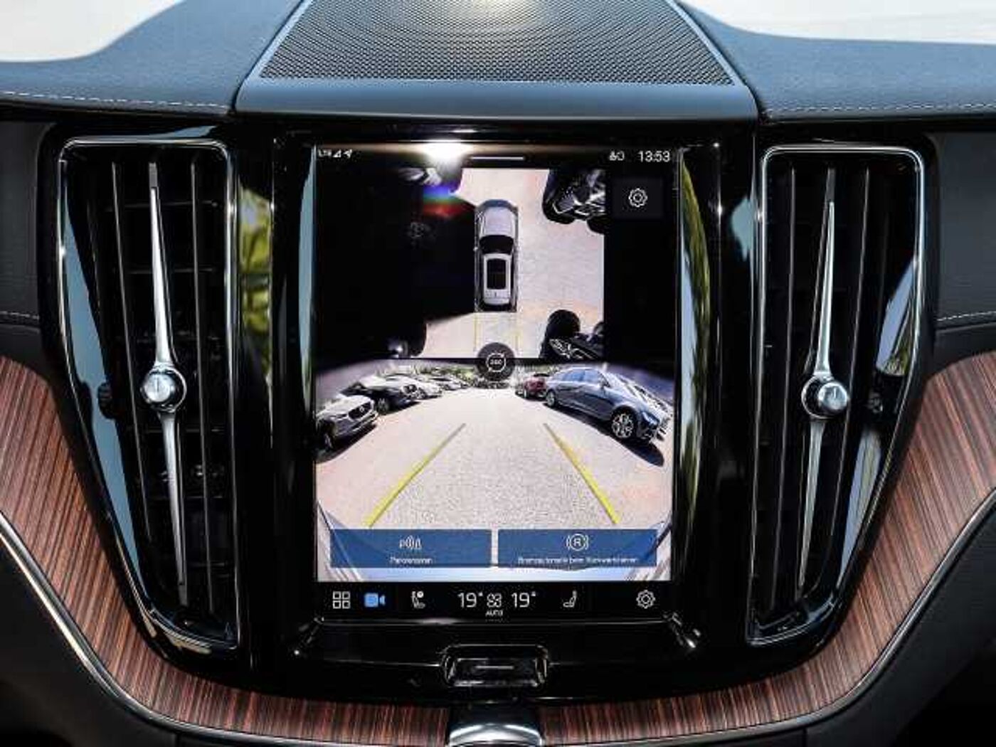Volvo  Ultimate Dark AWD B5 Benzin EU6d HUD StandHZG Leder digitales Cockpit Memory Sit