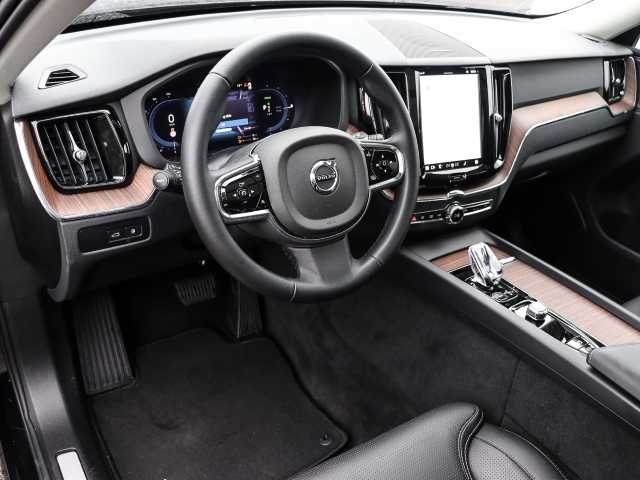 Volvo  Plus Dark Recharge Plug-In Hybrid AWD T6 Twin Engine EU6d AD StandHZG AHK digita