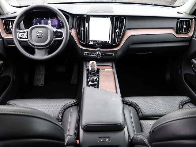 Volvo  Plus Dark Recharge Plug-In Hybrid AWD T6 Twin Engine EU6d AD StandHZG AHK digita