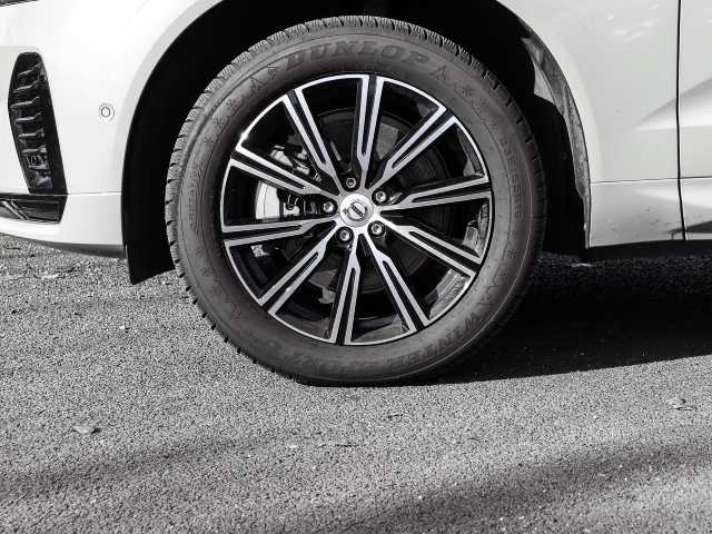 Volvo  Plus Dark Recharge Plug-In Hybrid AWD T8 Twin Engine EU6d StandHZG Leder digital